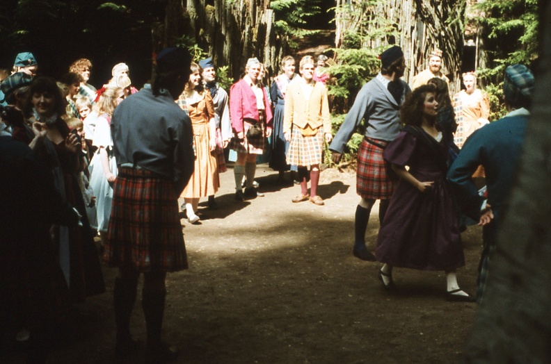 brigadoon88_04.jpg