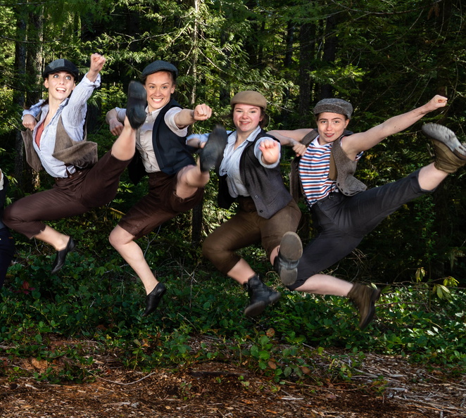 Newsies_Jumping2_web372cropped.jpg